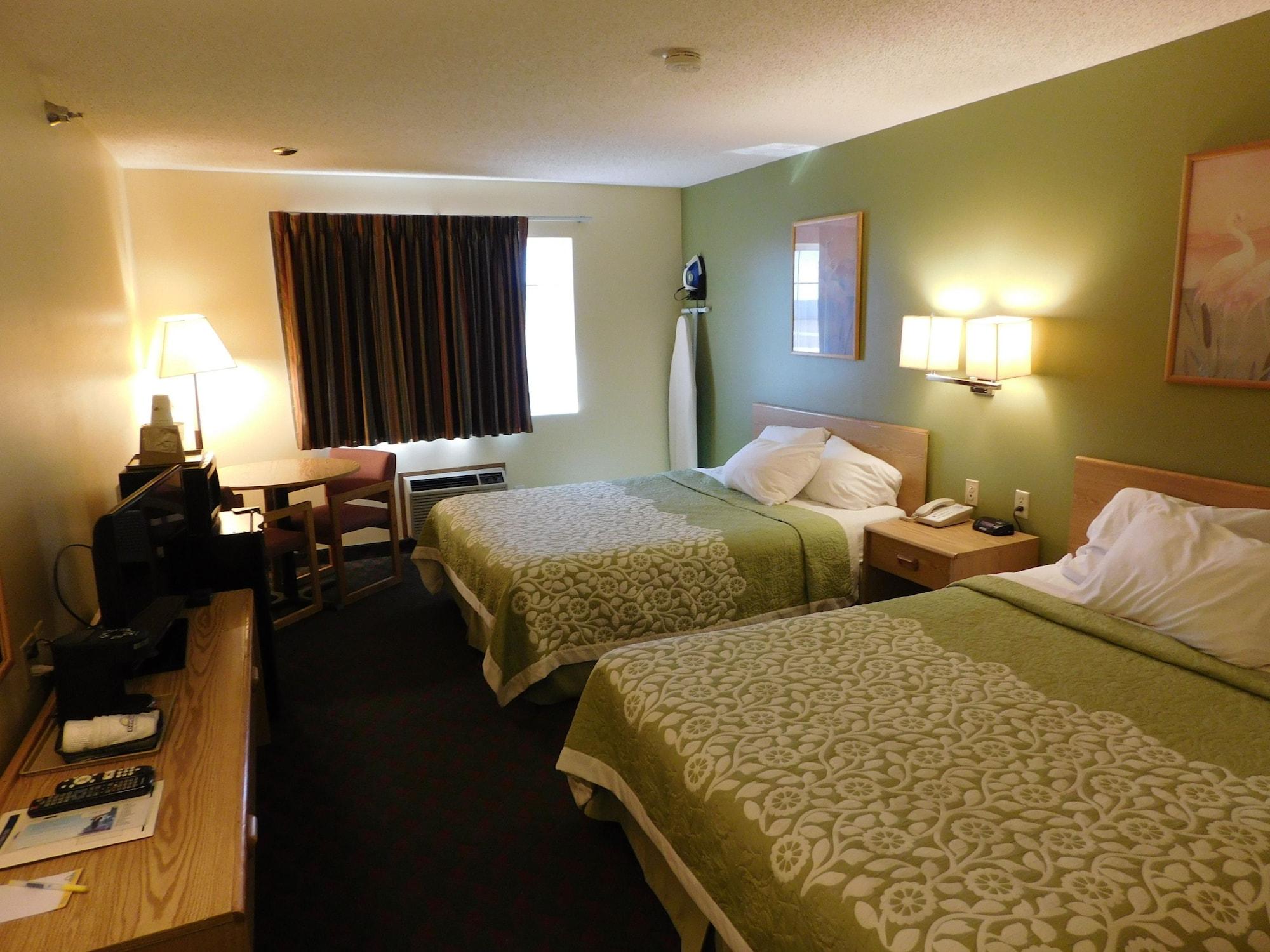 Days Inn By Wyndham Lexington Ne Esterno foto