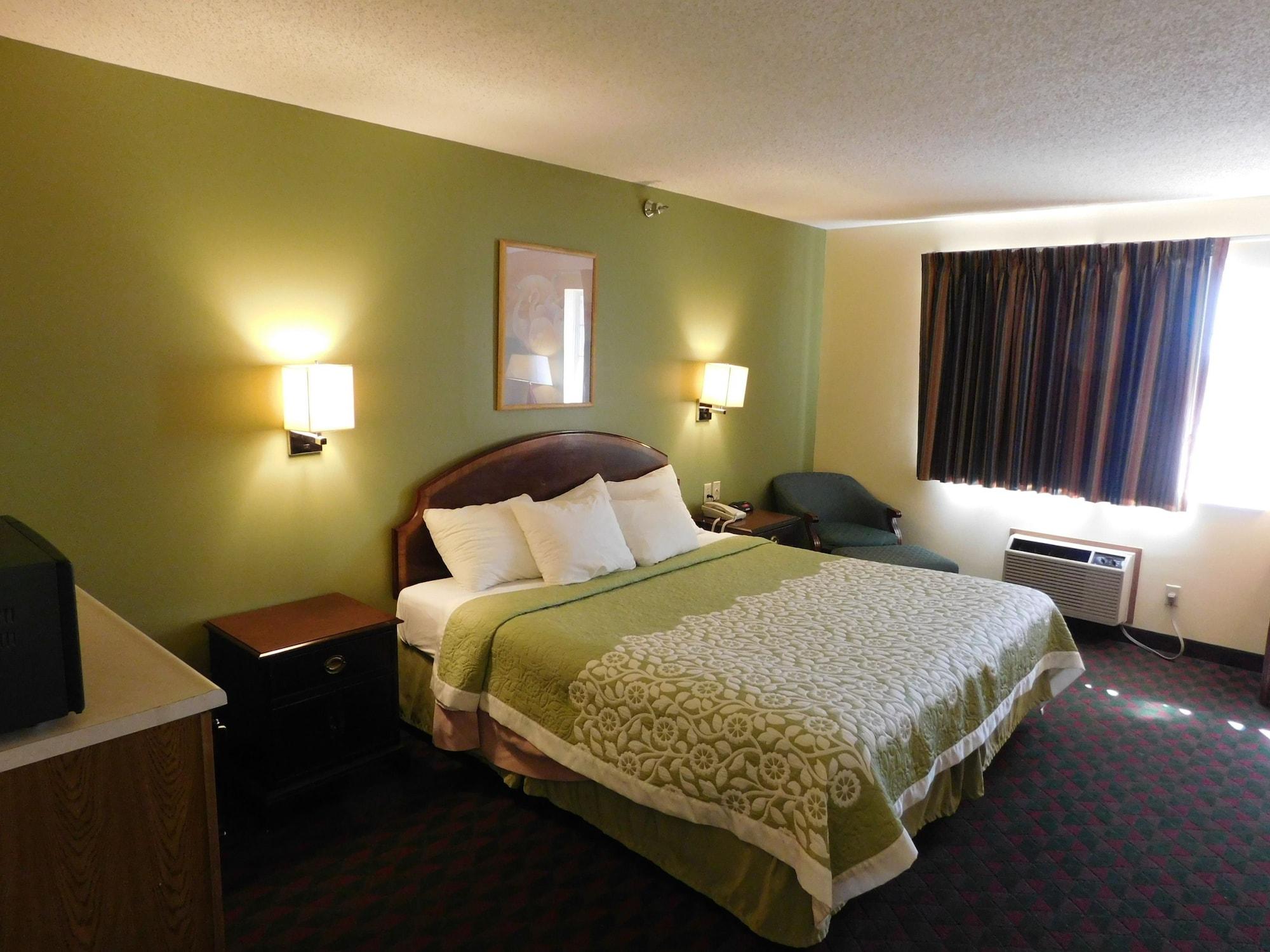 Days Inn By Wyndham Lexington Ne Esterno foto