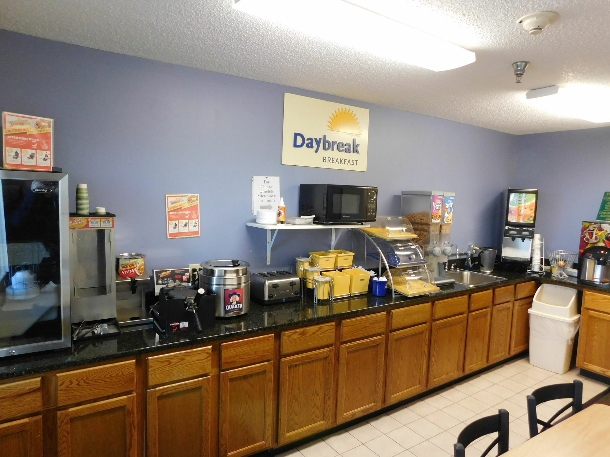 Days Inn By Wyndham Lexington Ne Esterno foto